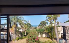 5 Oyster Crescent Villa Umhlanga